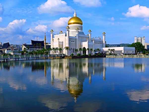 【汶萊】Brunei 潛進神祕的國度探索婆羅洲上閃亮的明珠｜五天四夜/潛水6支/2人成行